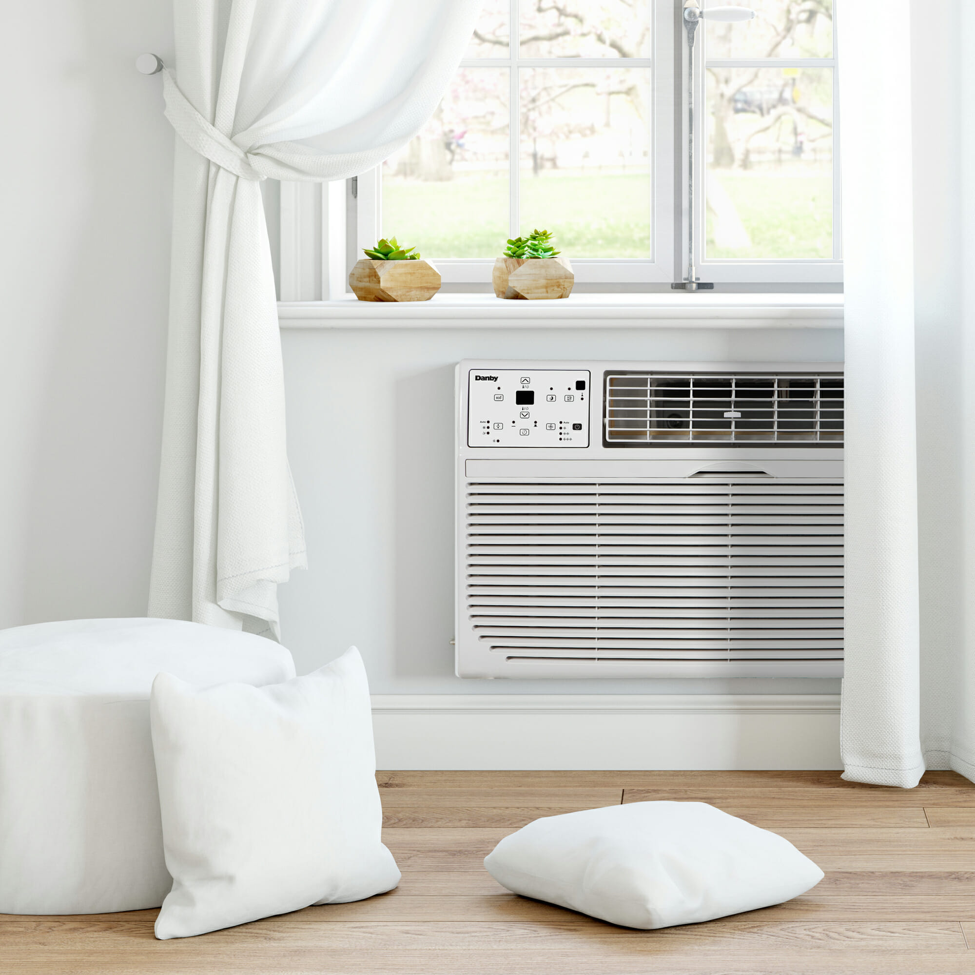 Danby 10000 BTU Through-the-Wall AC in White – Refurbished - Image 6