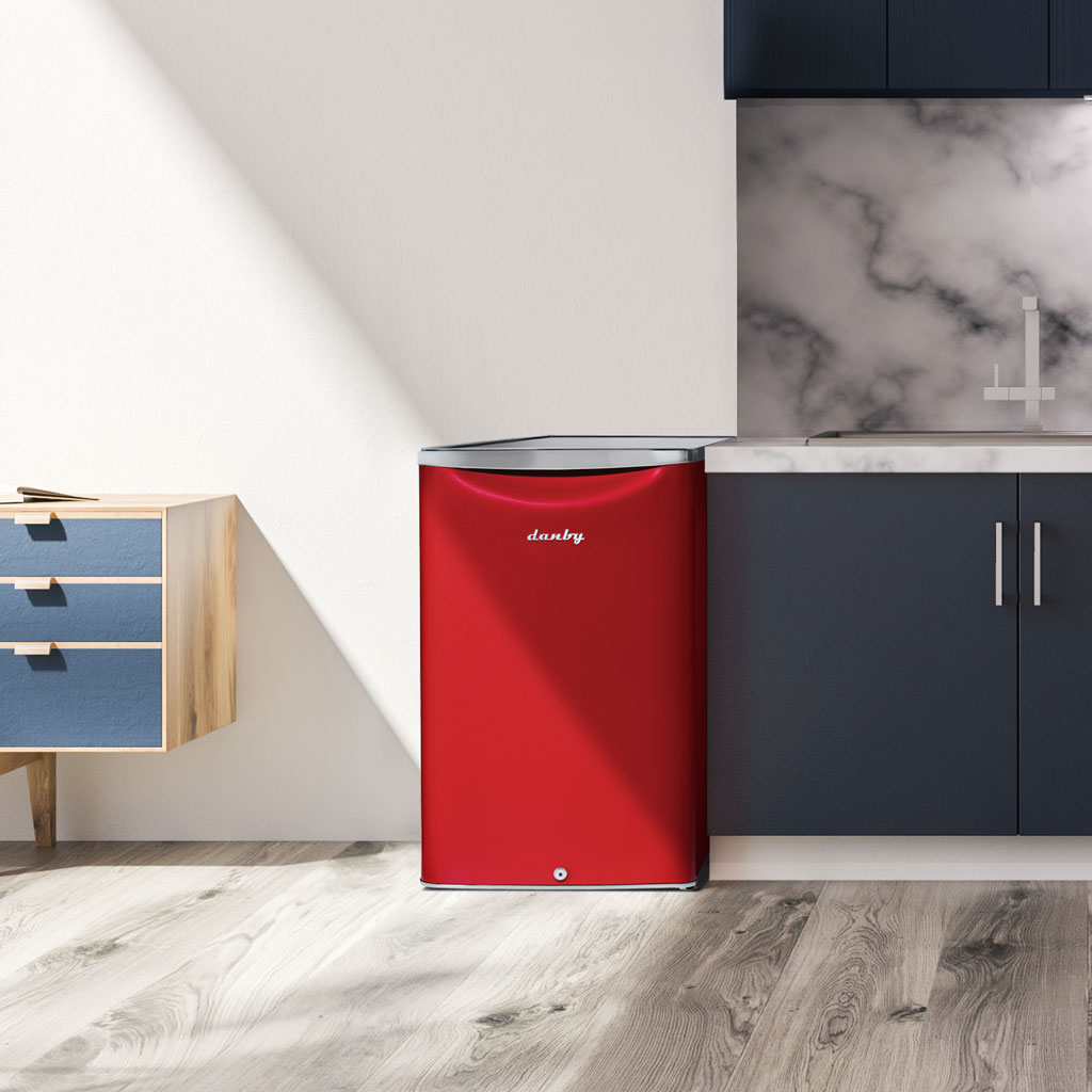 Danby 4.4 cu. ft. Contemporary Classic Compact Fridge in Metallic Red - Image 5