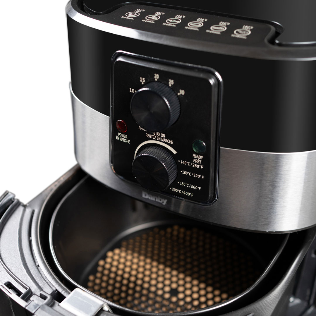Danby 3.2 qt. Air Fryer in Black - Image 9