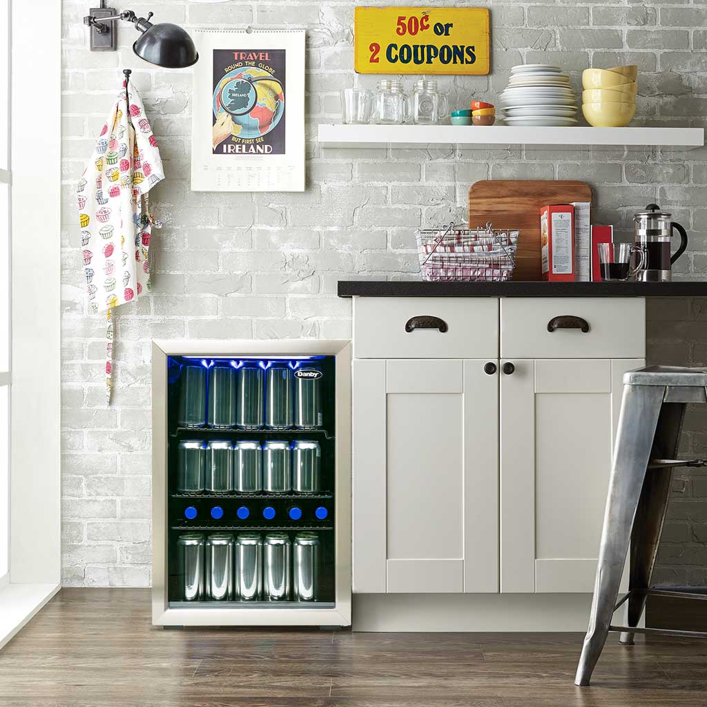 Danby 2.6 cu. ft. Free-Standing Beverage Center in Stainless Steel - Image 6